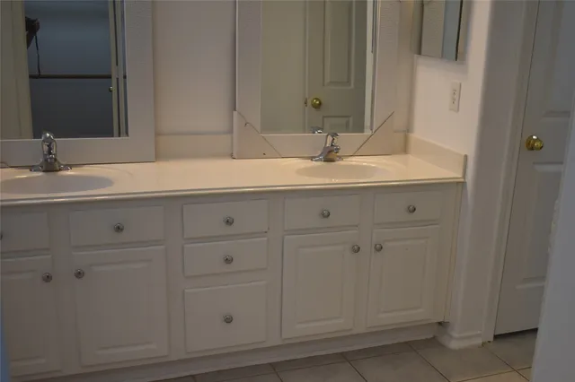 $2,200 | 15318 Ochre Leaf Trail, Cypress, TX 77433