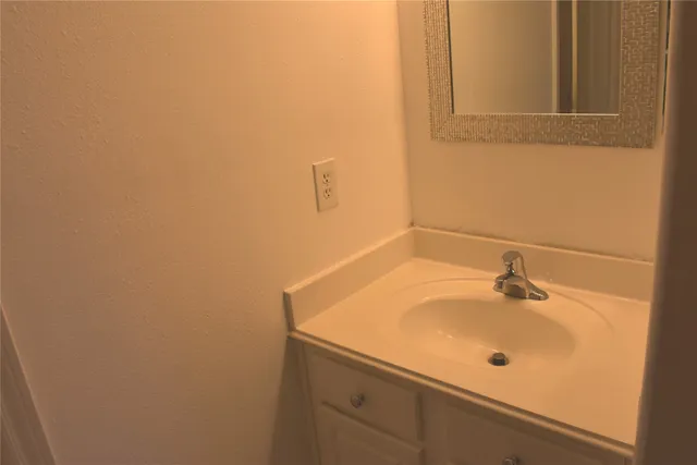 $2,200 | 15318 Ochre Leaf Trail, Cypress, TX 77433