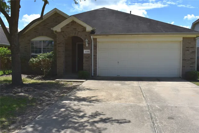 $2,200 | 15318 Ochre Leaf Trail, Cypress, TX 77433