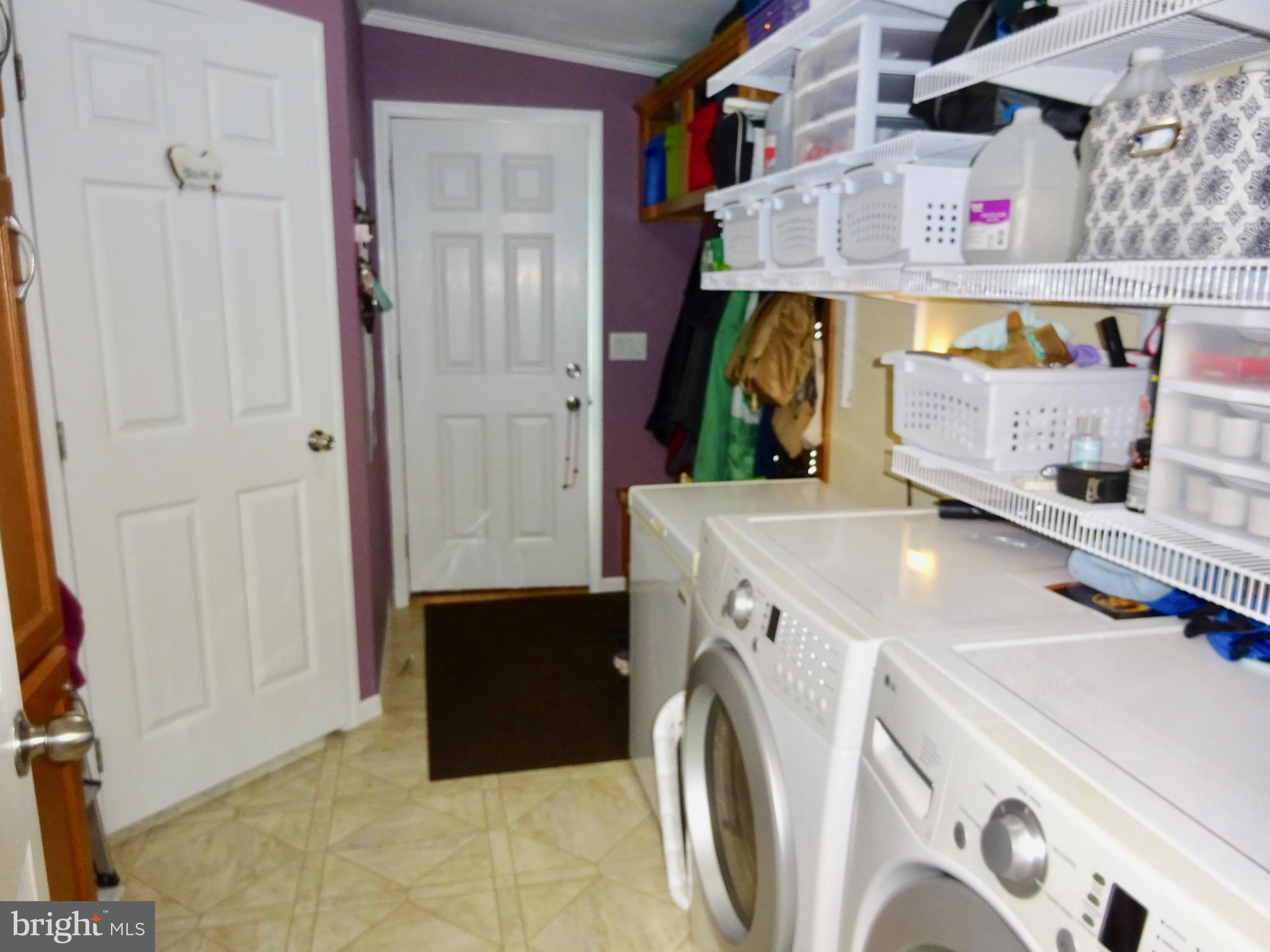 435 Ash Road Morgantown, PA 19543 - Photo 26 of 62 Laundry/Mud room