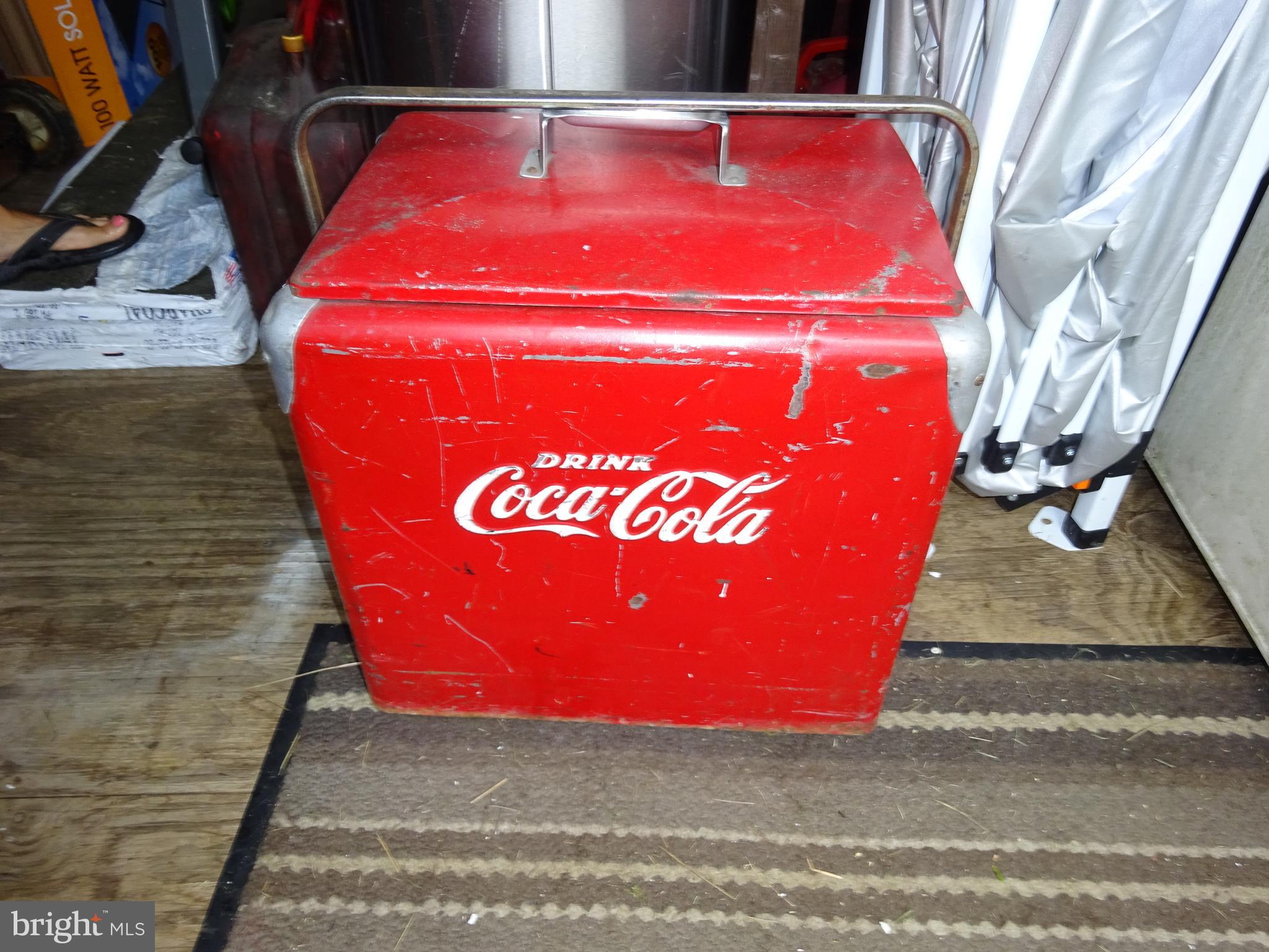 435 Ash Road Morgantown, PA 19543 - Photo 46 of 62 Coke coolerr