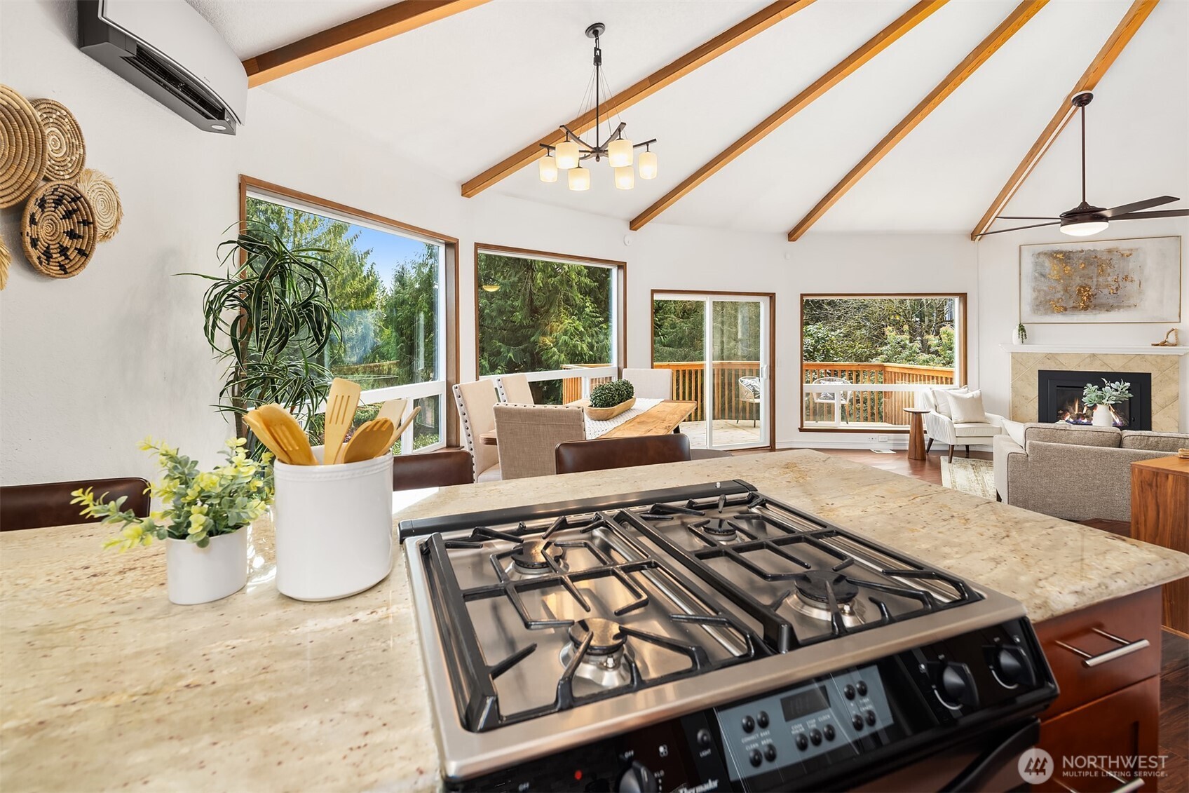 21723 3rd Avenue Southeast Bothell, WA 98021 - Photo 11 of 38