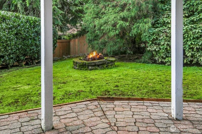 21723 3rd Avenue Southeast Bothell, WA 98021 - Photo 27 of 38