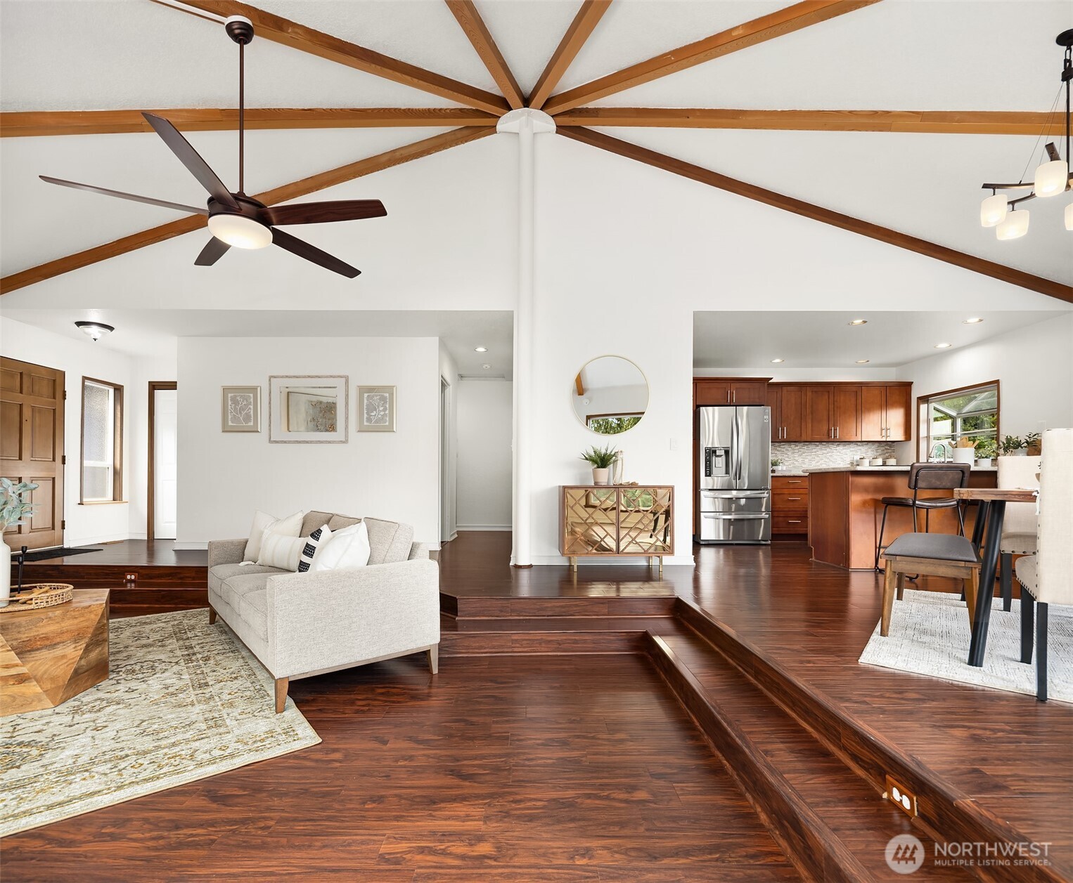 21723 3rd Avenue Southeast Bothell, WA 98021 - Photo 3 of 38