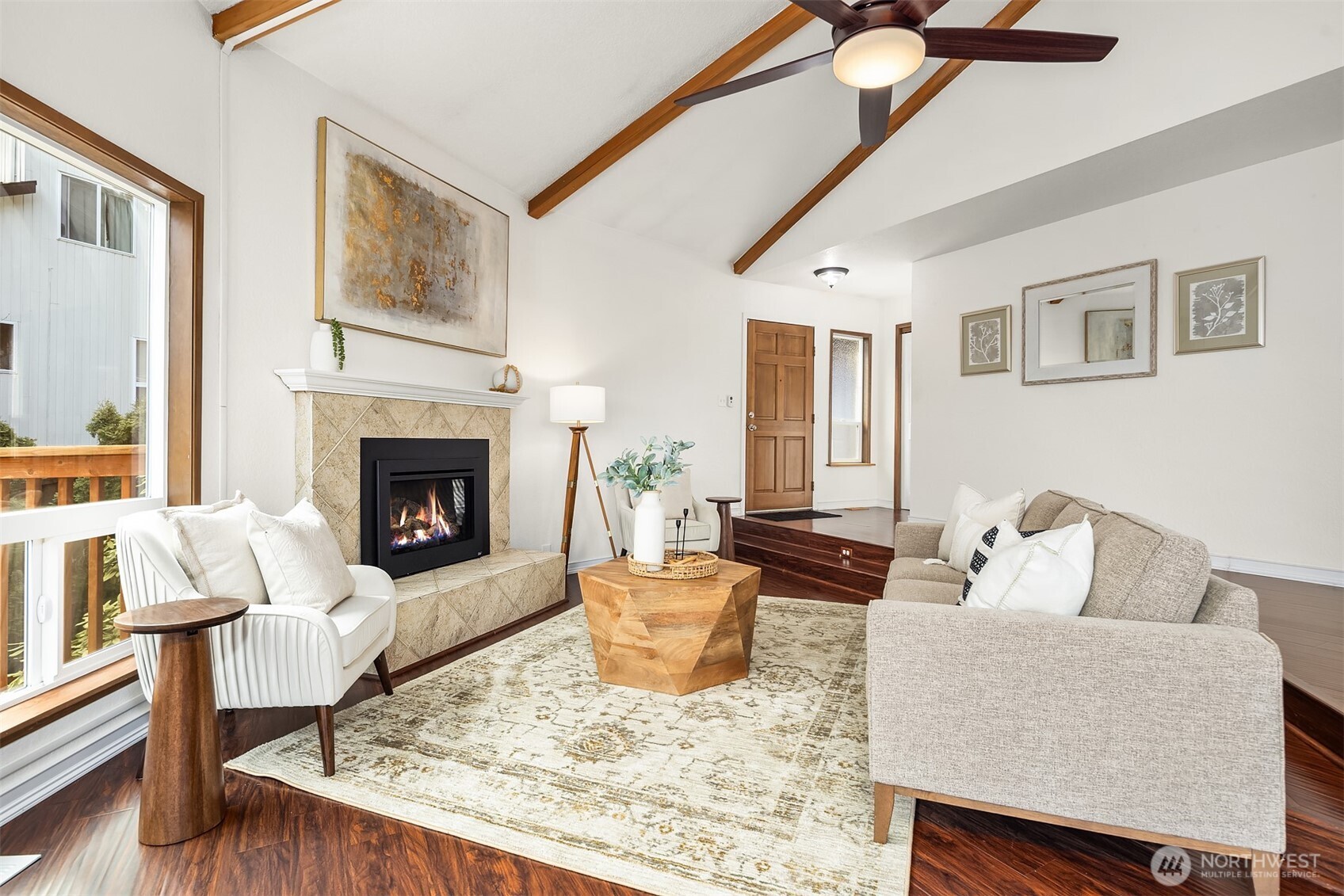 21723 3rd Avenue Southeast Bothell, WA 98021 - Photo 5 of 38