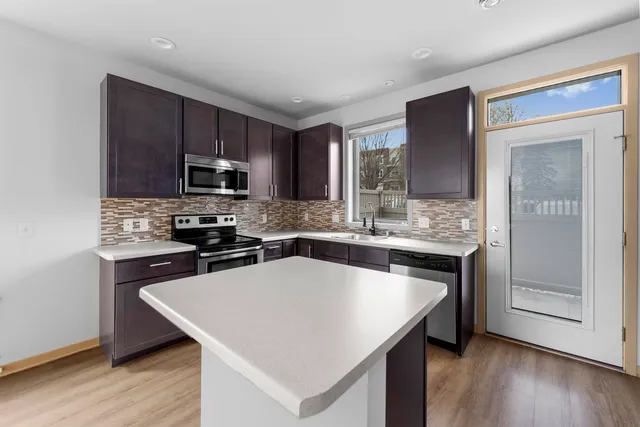 $330,000 | 2811 No Oaks, Fitchburg, WI 53711