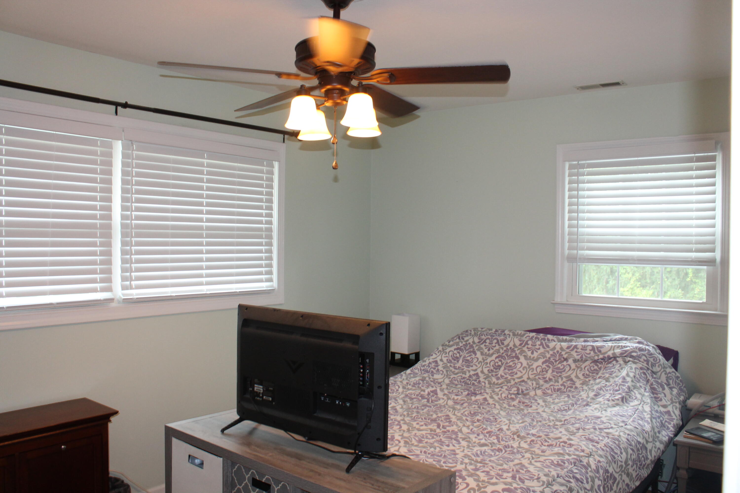513 Merman Road Kingsport, TN 37663 - Photo 8 of 22 IMG_2457