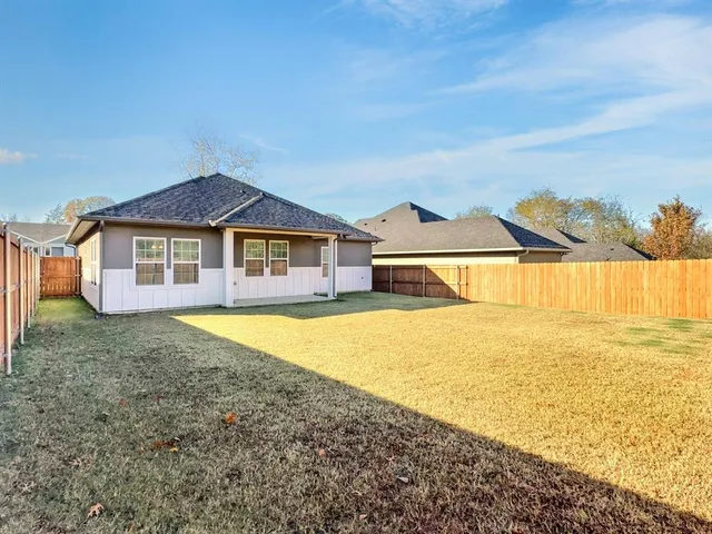 $1,650 | 1036 Ray Drive, Denison, TX 75020