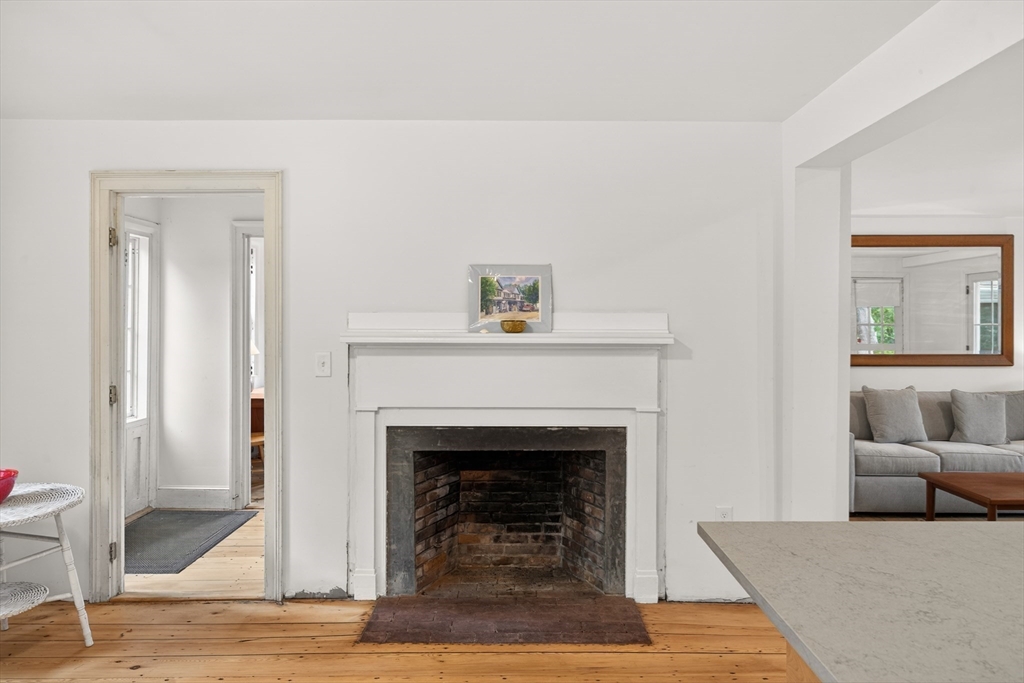 120 Ocean View Avenue Barnstable, MA 02635 - Photo 12 of 39