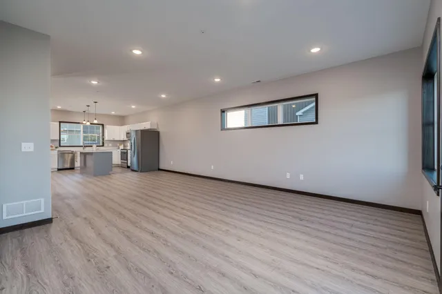 $309,900 | 3052 Bluestem Trail, Mankato, MN 56001