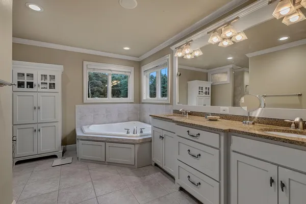 $1,100,000 | 90 27th Street North, Sartell, MN 56377