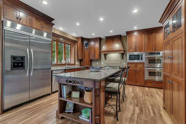 $1,100,000 | 90 27th Street North, Sartell, MN 56377