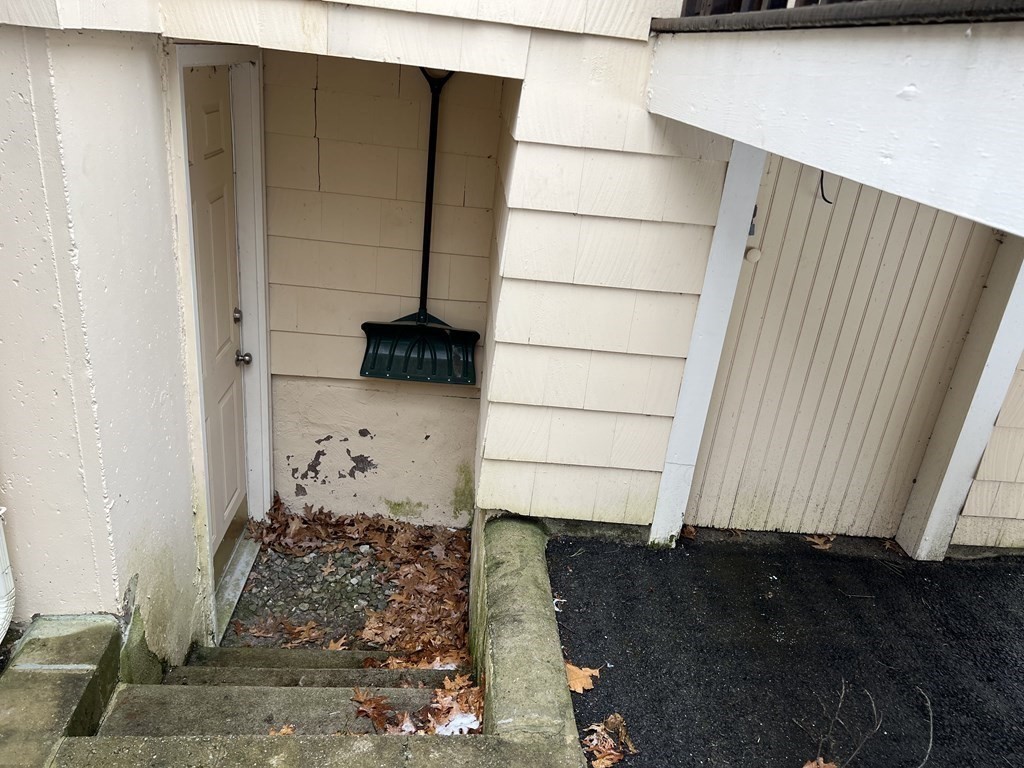 7 Johnson Road Sharon, MA 02067 - Photo 23 of 26 a view of entryway