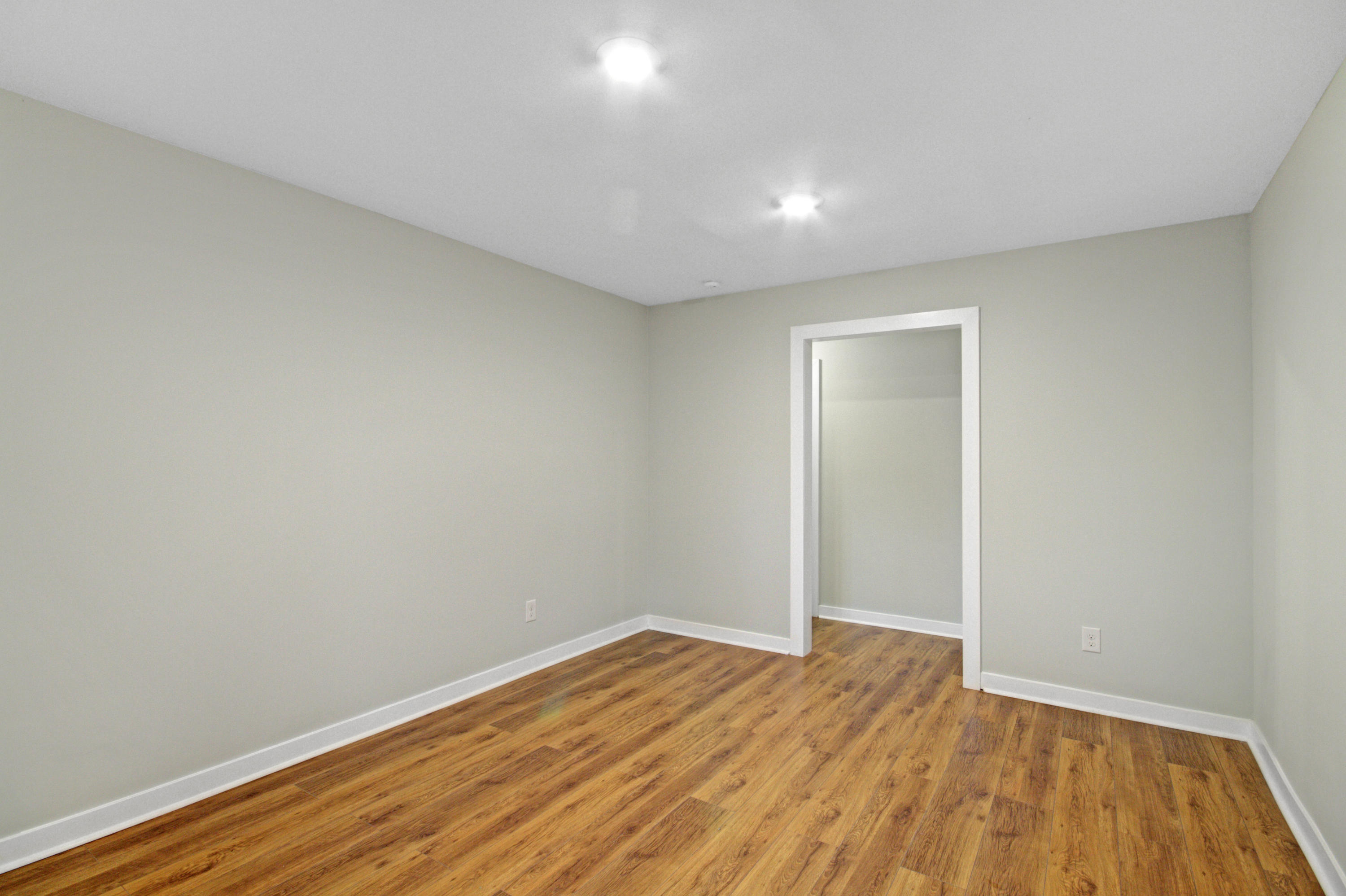 100 Waring Road Summerville, SC 29485 - Photo 15 of 22 Guest Bedroom