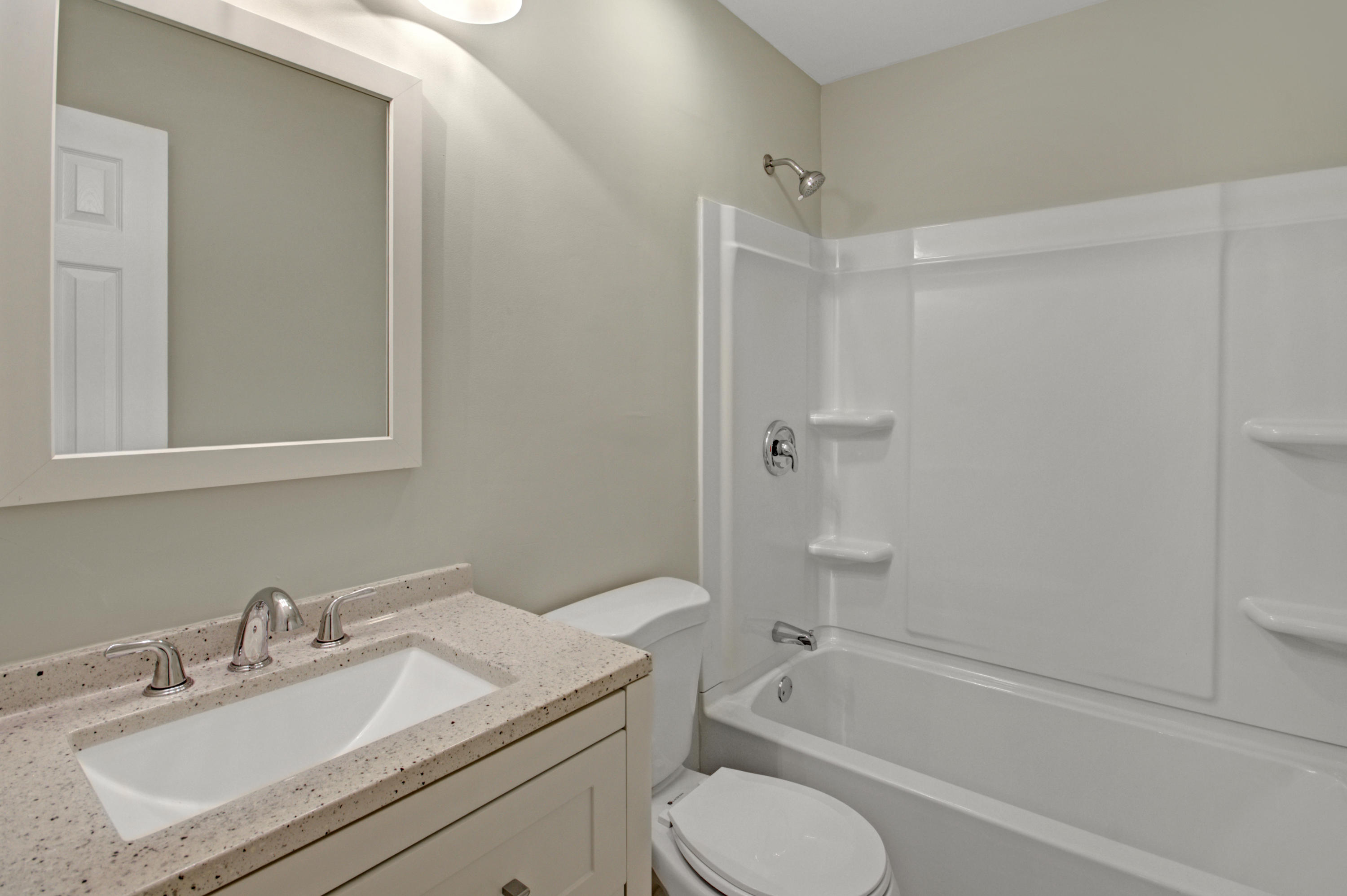 100 Waring Road Summerville, SC 29485 - Photo 17 of 22 Guest Full Bath