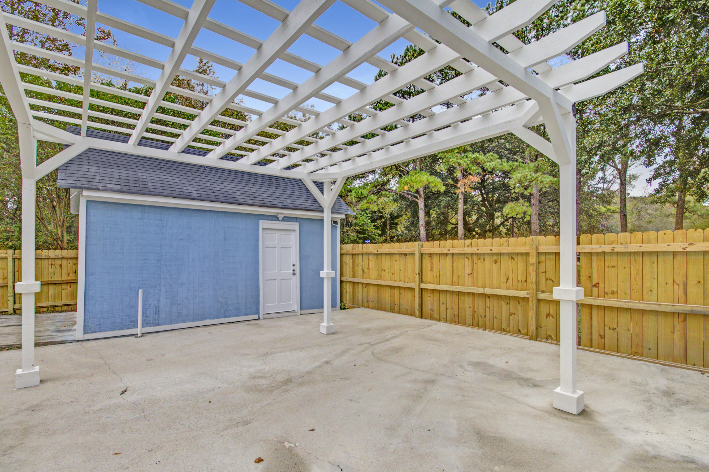 100 Waring Road Summerville, SC 29485 - Photo 20 of 22 Wonderful Outdoor Patio with Pergola