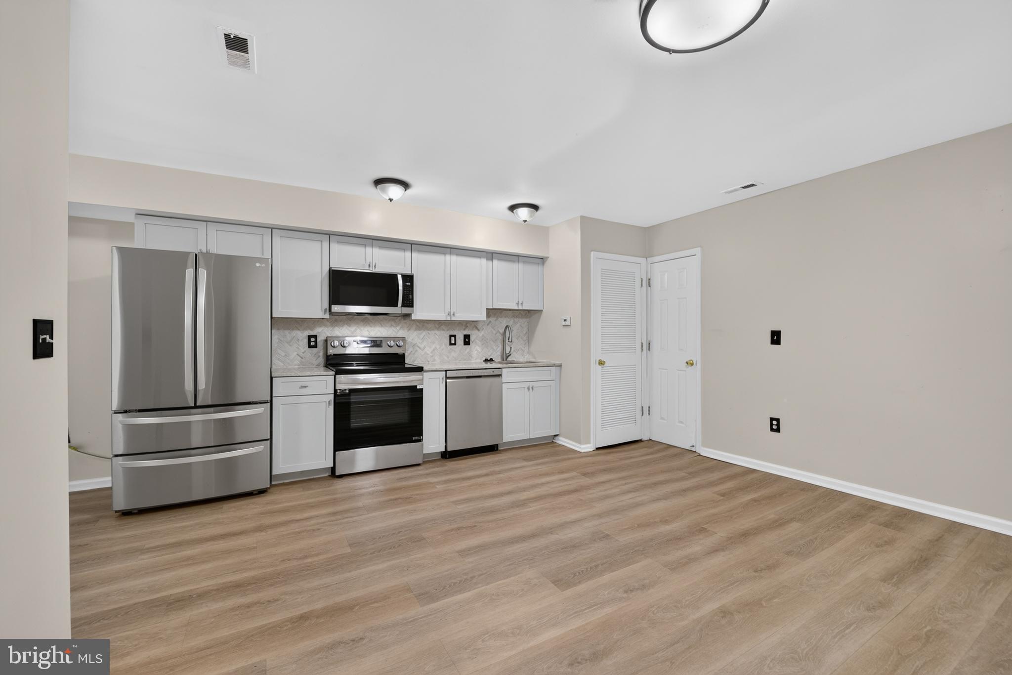 1240 18th Street Northeast, Unit 2 Washington, DC 20002 - Photo 2 of 15