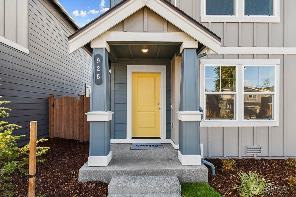 494 Cremini Loop Southeast, Unit 76 Lacey, WA 98513 - Photo 2 of 14 Gallery Image 2