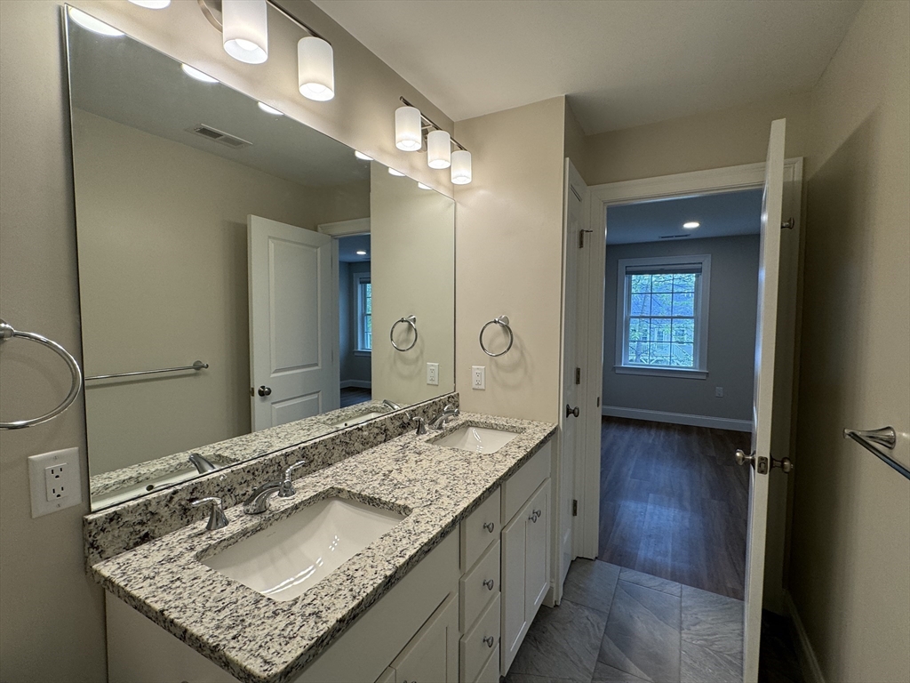 165 Cambridge Road, Unit 17 Woburn, MA 01801 - Photo 23 of 26