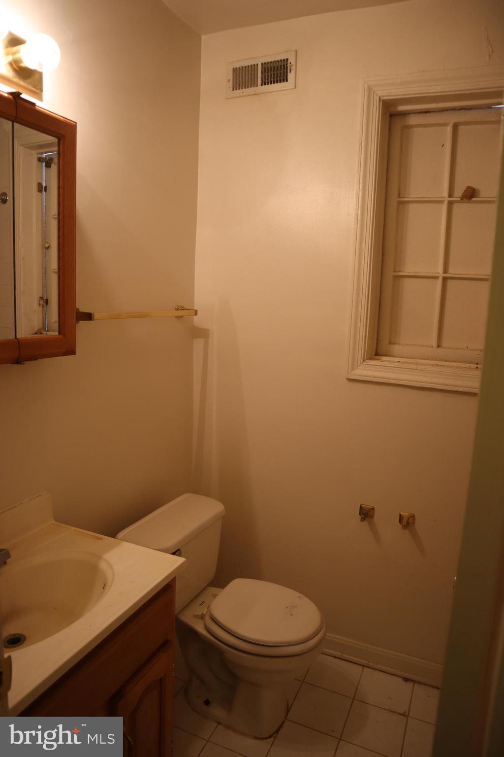 1534 2nd Street Southwest Washington, DC 20024 - Photo 15 of 23 1534 2nd St SW - Bathroom