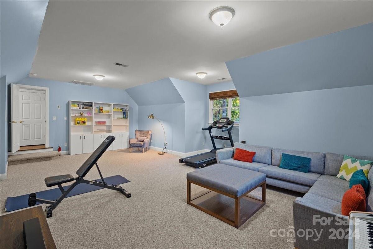 10900 Fox Hedge Road Matthews, NC 28105 - Photo 41 of 47 Gallery Image 41