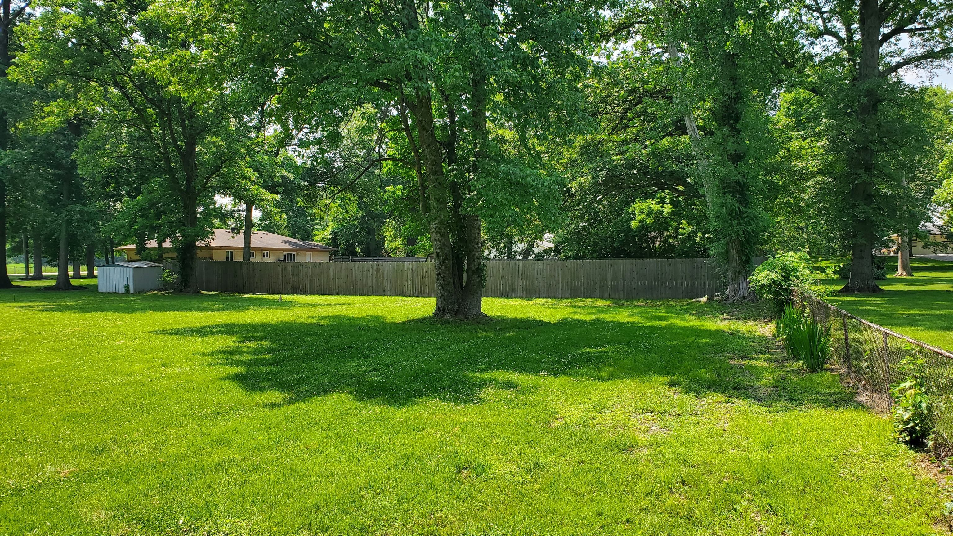 9110 Thompson Road Indianapolis, IN 46239 - Photo 4 of 4 Gallery Image 4