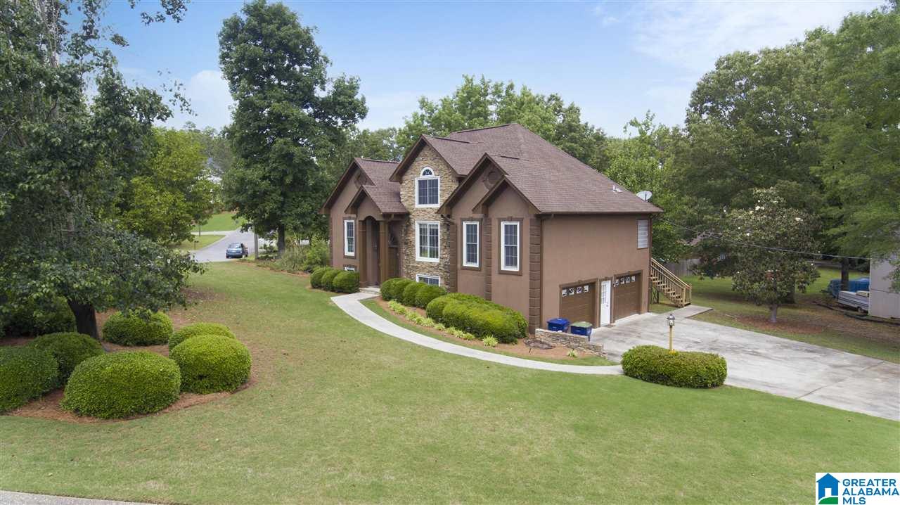 140 Kentwood Trail Alabaster, AL 35007 - Photo 2 of 37