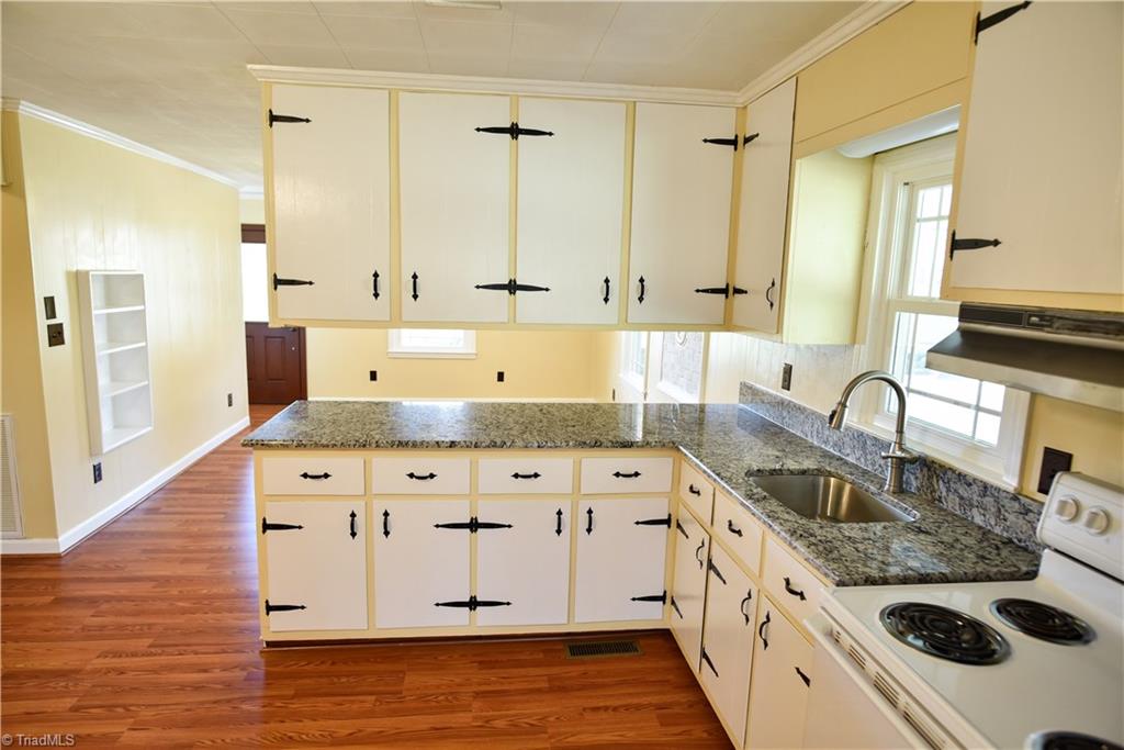 289 Simpson Mill Road Mount Airy, NC 27030 - Photo 13 of 50 Gallery Image 13
