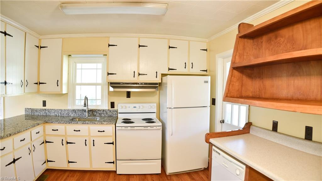 289 Simpson Mill Road Mount Airy, NC 27030 - Photo 15 of 50 Gallery Image 15