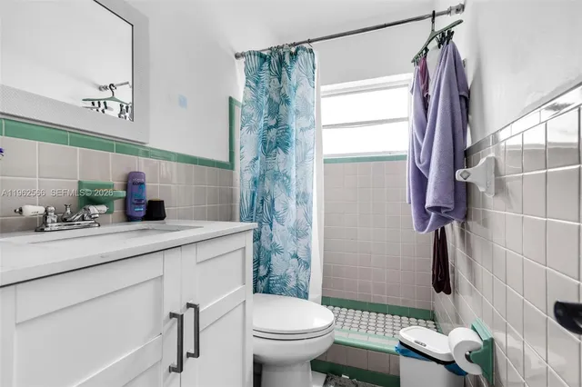 $1,100,000 | 941 Southwest 31st Court, Miami, FL 33135