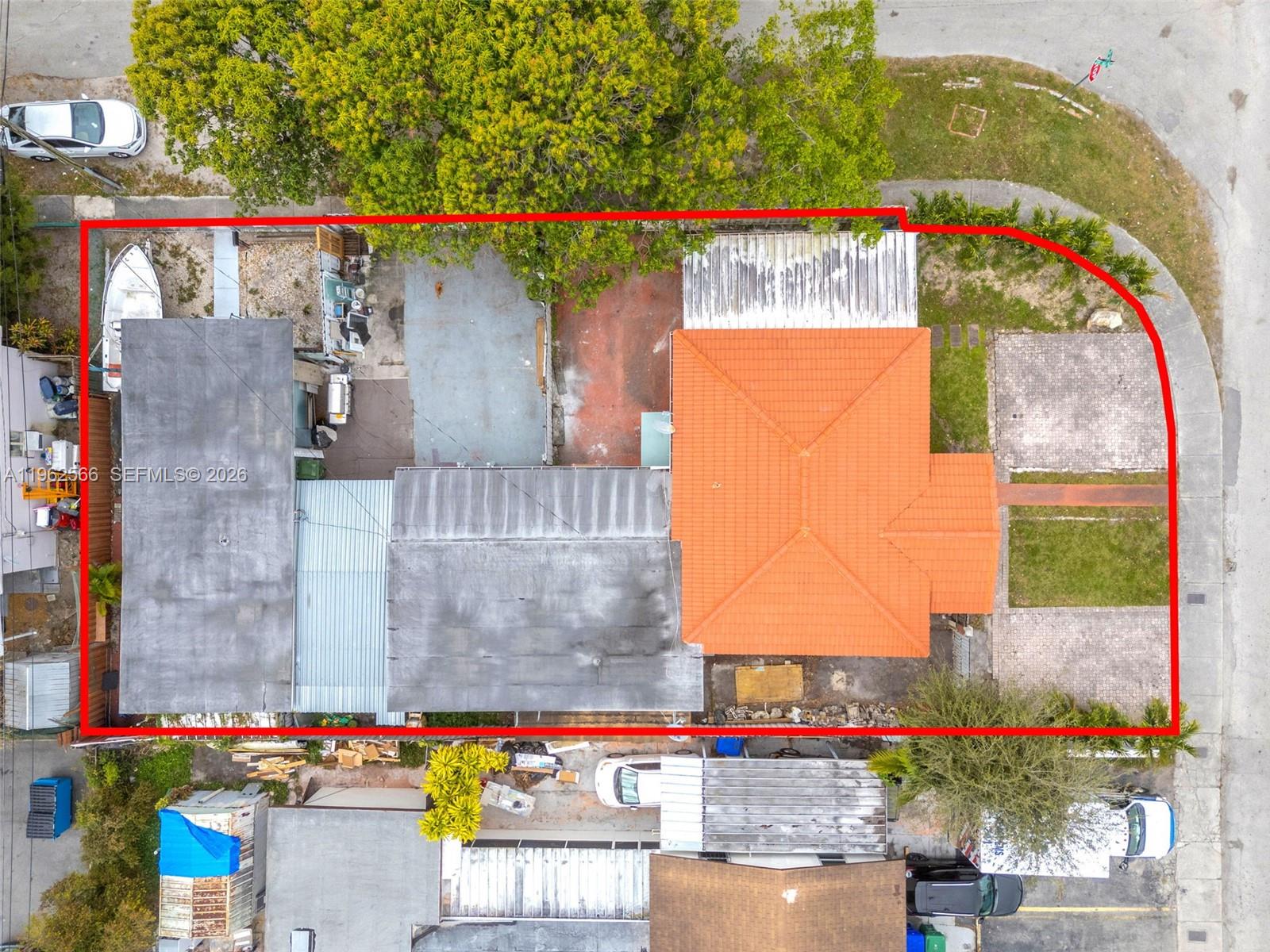 941 Southwest 31st Court Miami, FL 33135 - Photo 2 of 34