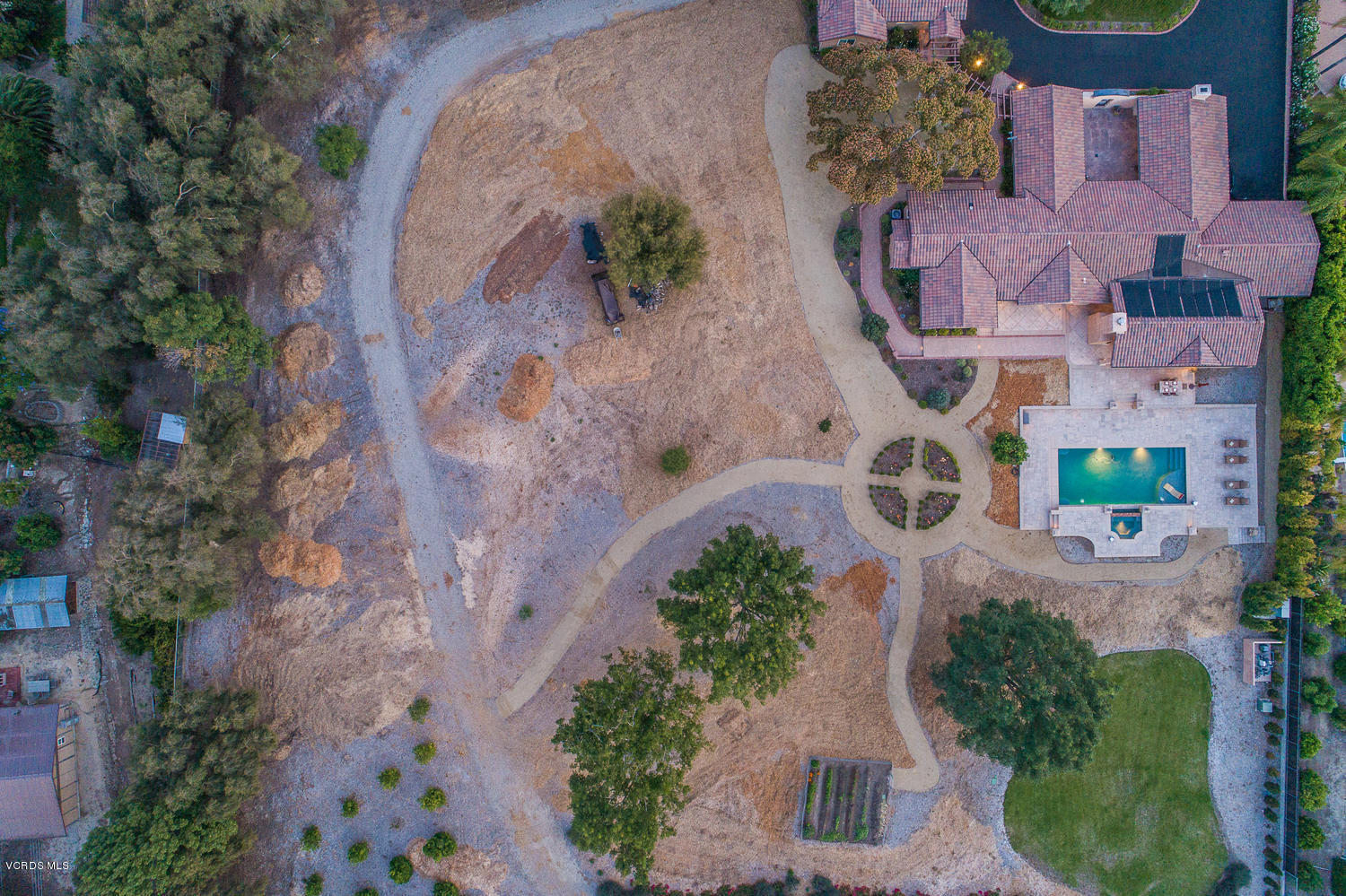 2690 Duval Road Camarillo, CA 93012 - Photo 11 of 59 2690 Duval Rd Camarillo CA-large-010-031