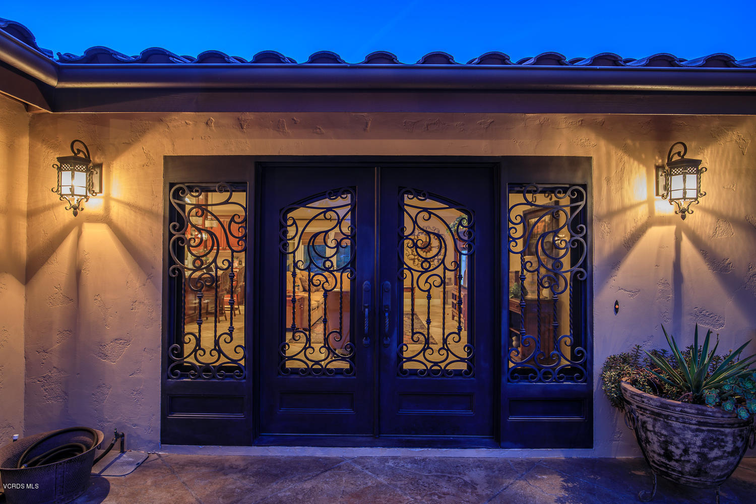 2690 Duval Road Camarillo, CA 93012 - Photo 17 of 59 2690 Duval Rd Camarillo CA-large-017-001