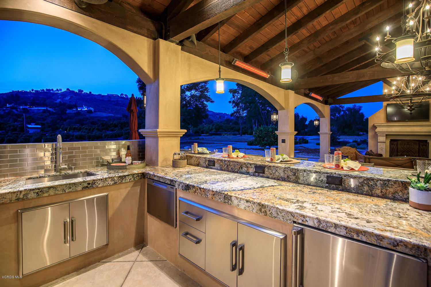 2690 Duval Road Camarillo, CA 93012 - Photo 27 of 59 2690 Duval Rd Camarillo CA-large-027-016