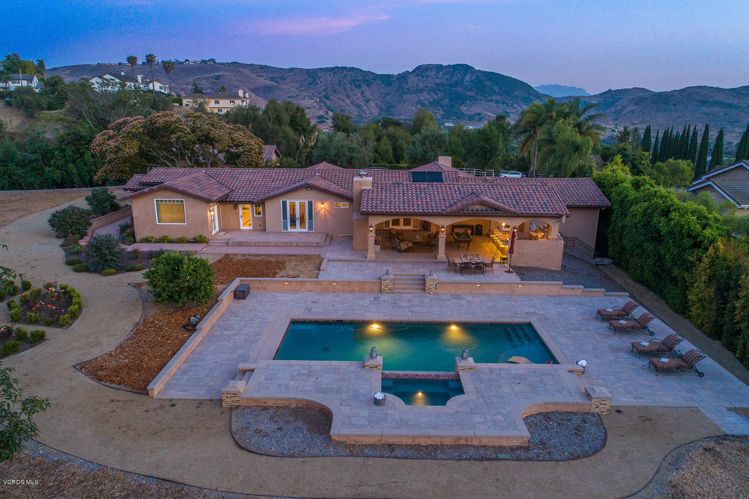 2690 Duval Road Camarillo, CA 93012 - Photo 9 of 59 2690 Duval Rd Camarillo CA-large-008-025