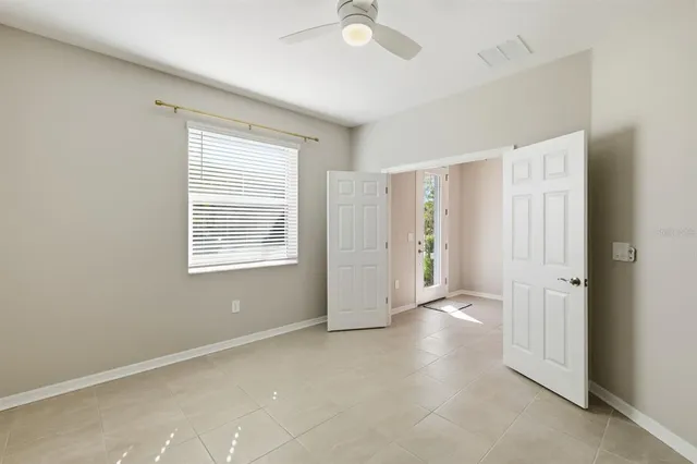 a view of a window in an empty room