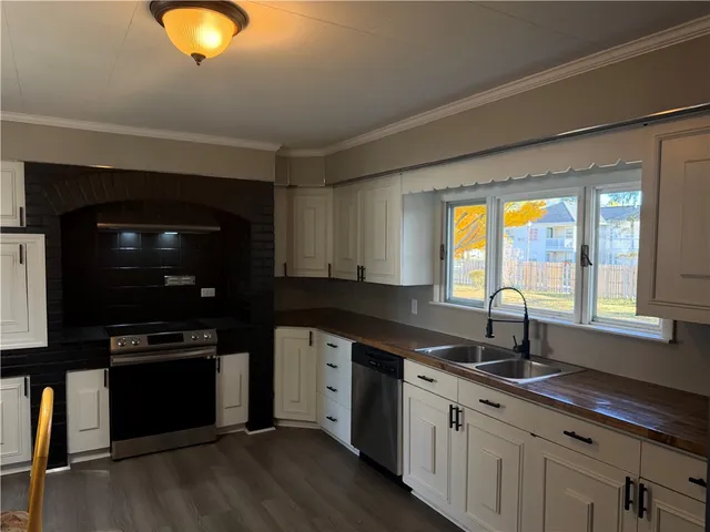 $209,000 | 36 Shannon Street, Bath, NY 14810