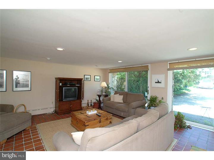 728 Hollow Road Wayne, PA 19087 - Photo 12 of 25 Family Room