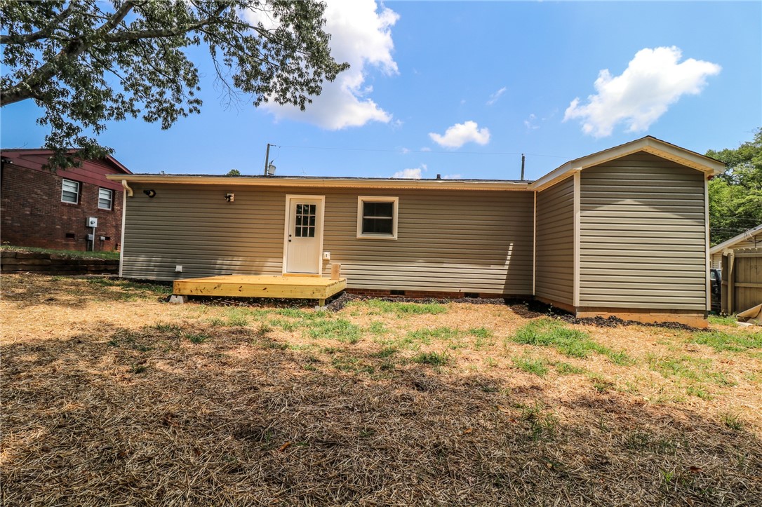 206 Mark Street Easley, SC 29640 - Photo 16 of 21