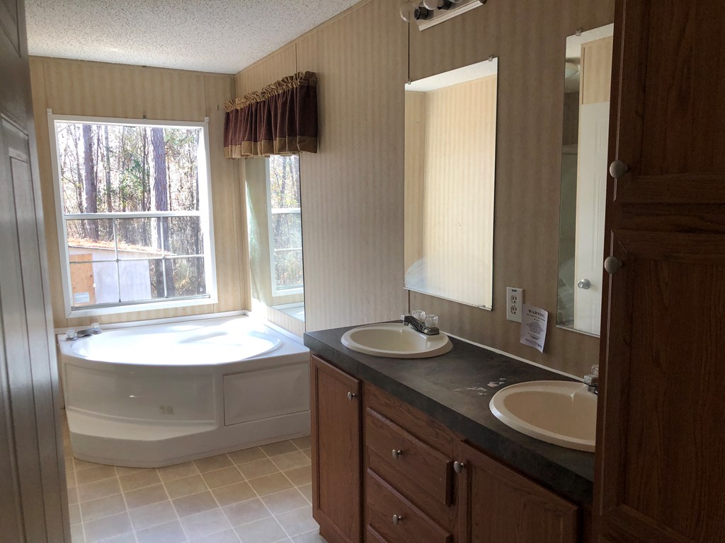 237 Sunset Drive Abbeville, AL 36310 - Photo 9 of 23 Gallery Image 9