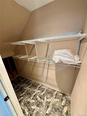 $2,500 | 15 New York Avenue, Bay Shore, NY 11706