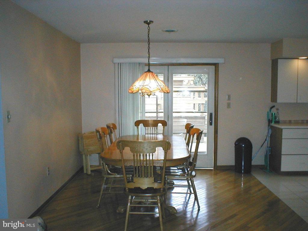 378 Ironstone Ridge Road Lancaster, PA 17603 - Photo 2 of 17