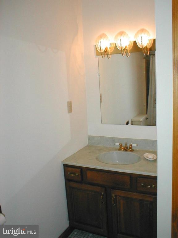 378 Ironstone Ridge Road Lancaster, PA 17603 - Photo 15 of 17