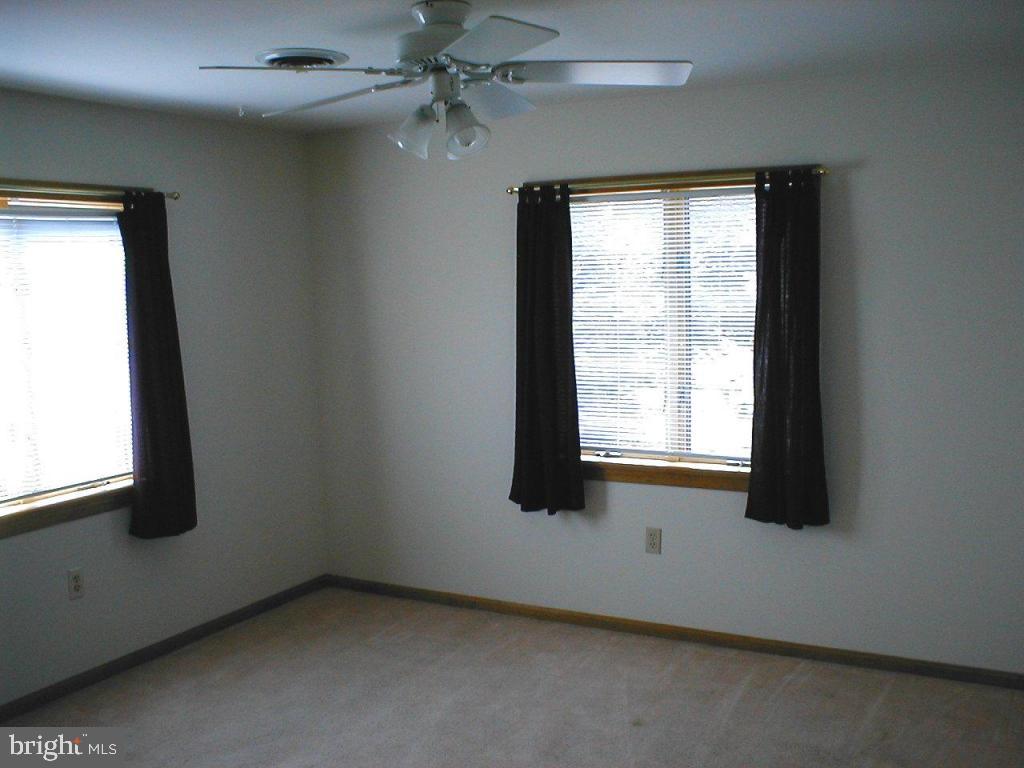 378 Ironstone Ridge Road Lancaster, PA 17603 - Photo 16 of 17