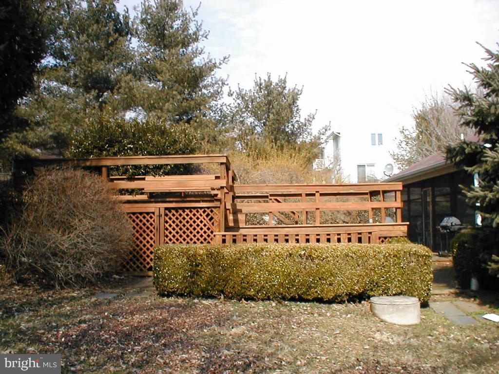 378 Ironstone Ridge Road Lancaster, PA 17603 - Photo 4 of 17