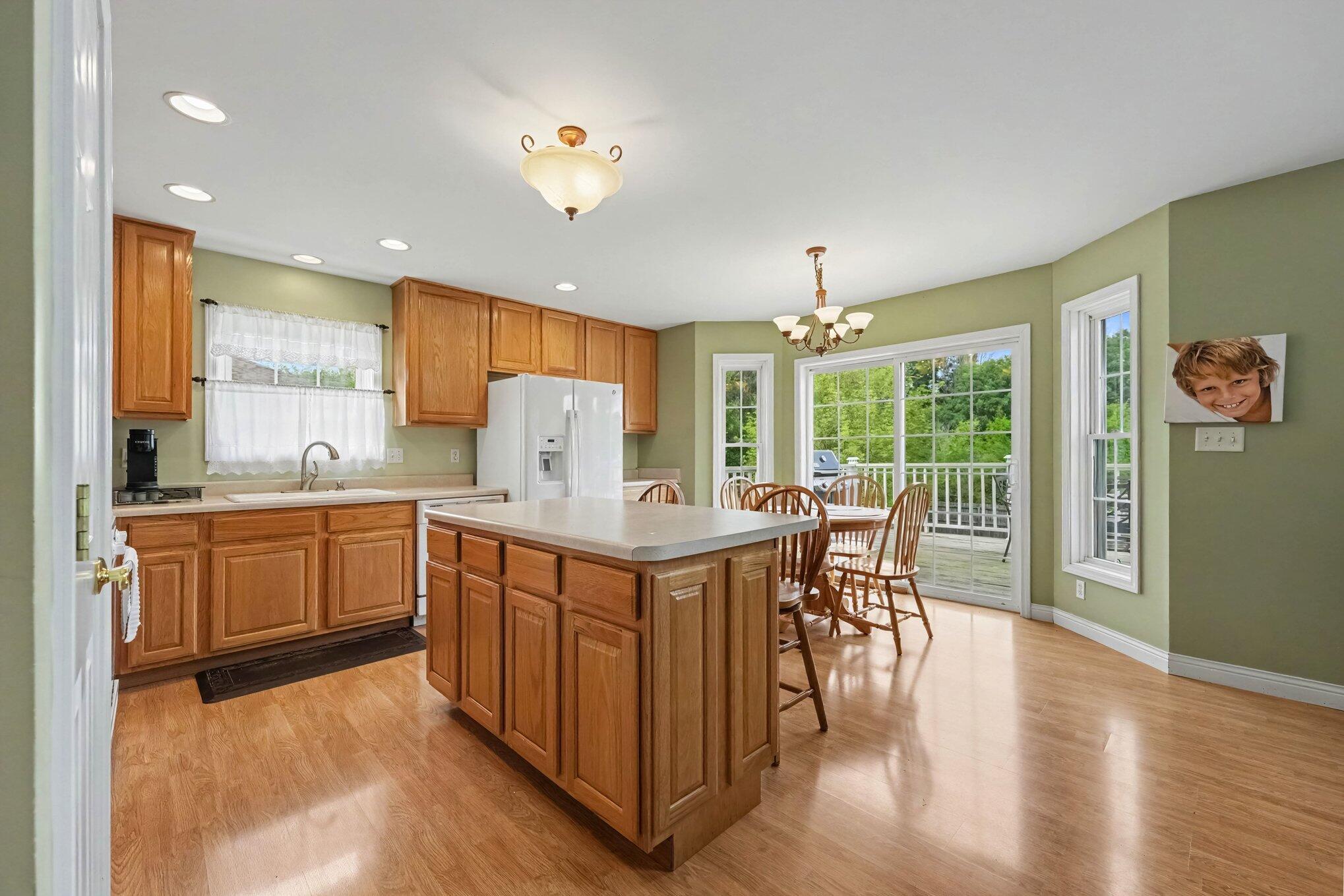 6300 Pershing Road Schererville, IN 46375 - Photo 7 of 26 2038x1359