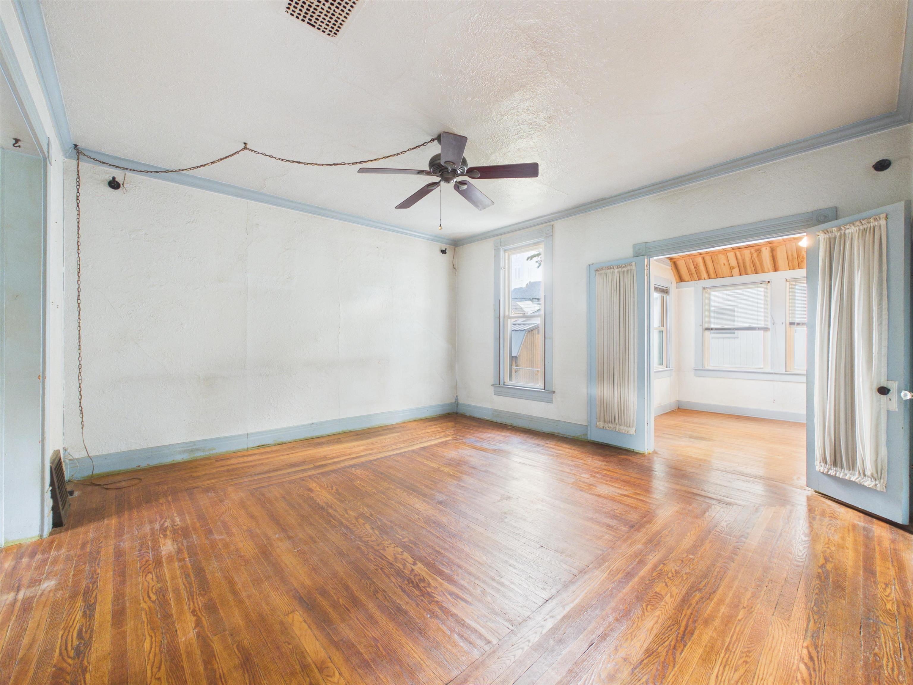 827 Poplar Street Huntington, IN 46750 - Photo 11 of 34