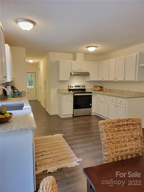 10450 Single Tree Lane Davidson, NC 28036 - Photo 12 of 34 Gallery Image 12