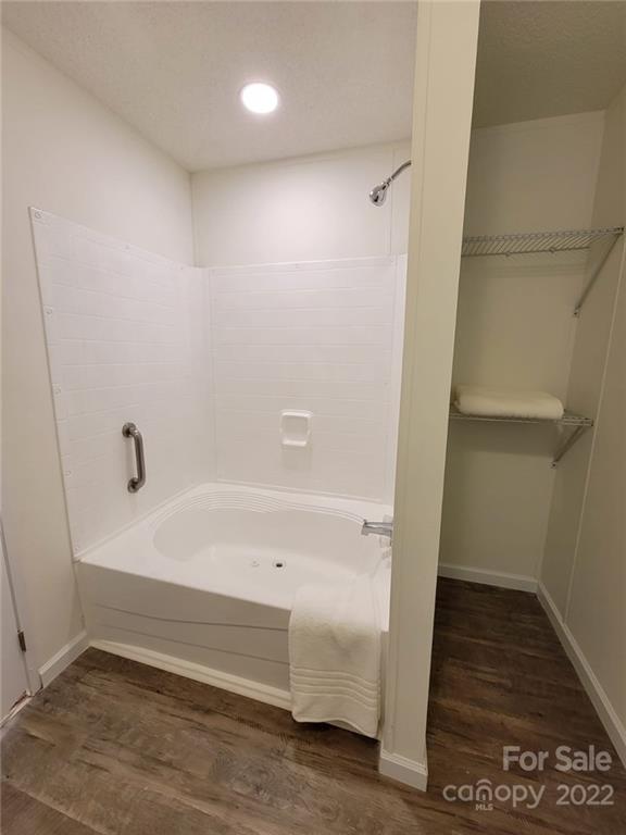 10450 Single Tree Lane Davidson, NC 28036 - Photo 21 of 34 Gallery Image 21