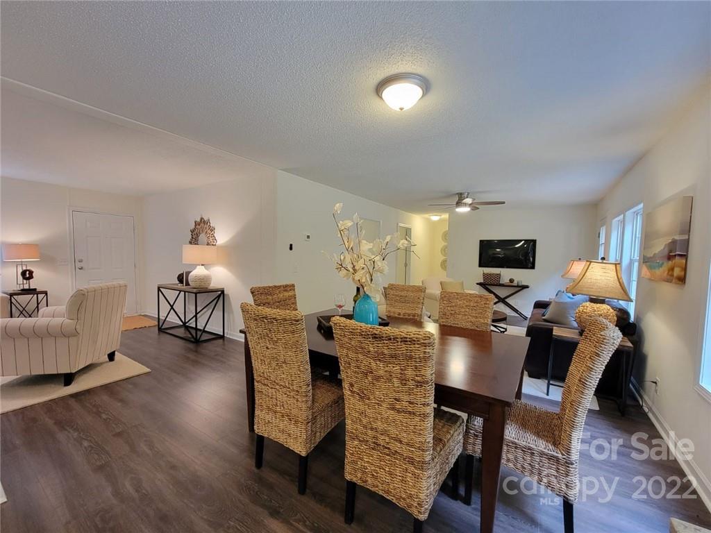 10450 Single Tree Lane Davidson, NC 28036 - Photo 10 of 34 Gallery Image 10